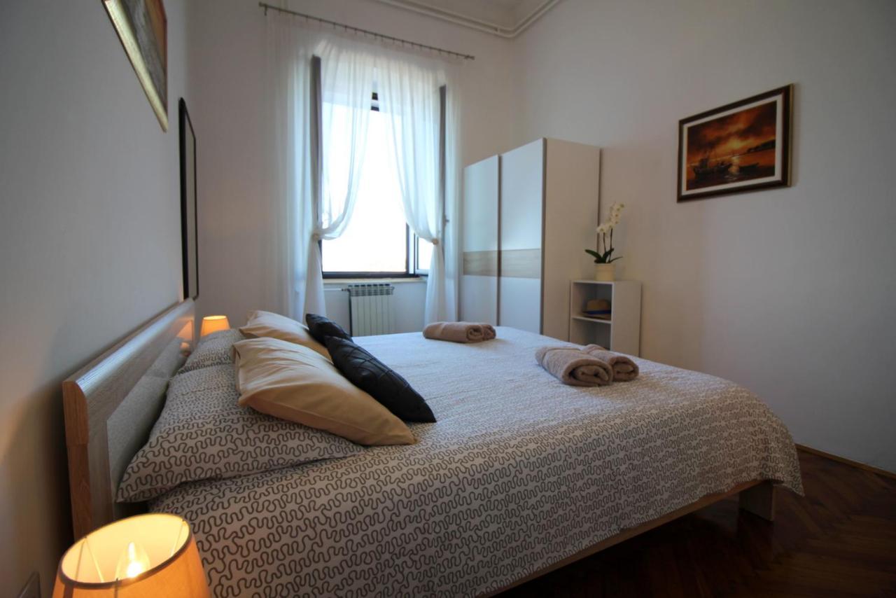 Apartment Old City Пореч Экстерьер фото