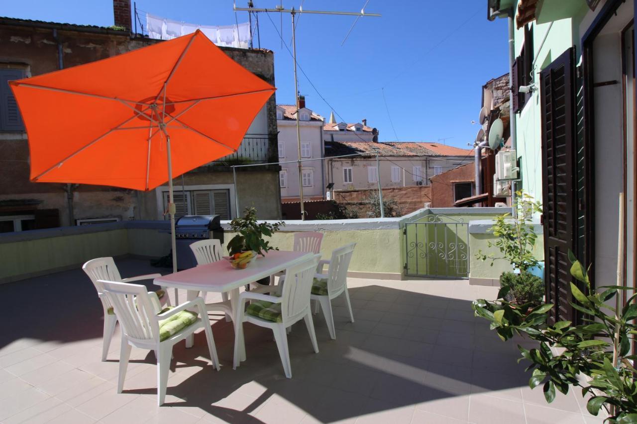 Apartment Old City Пореч Экстерьер фото